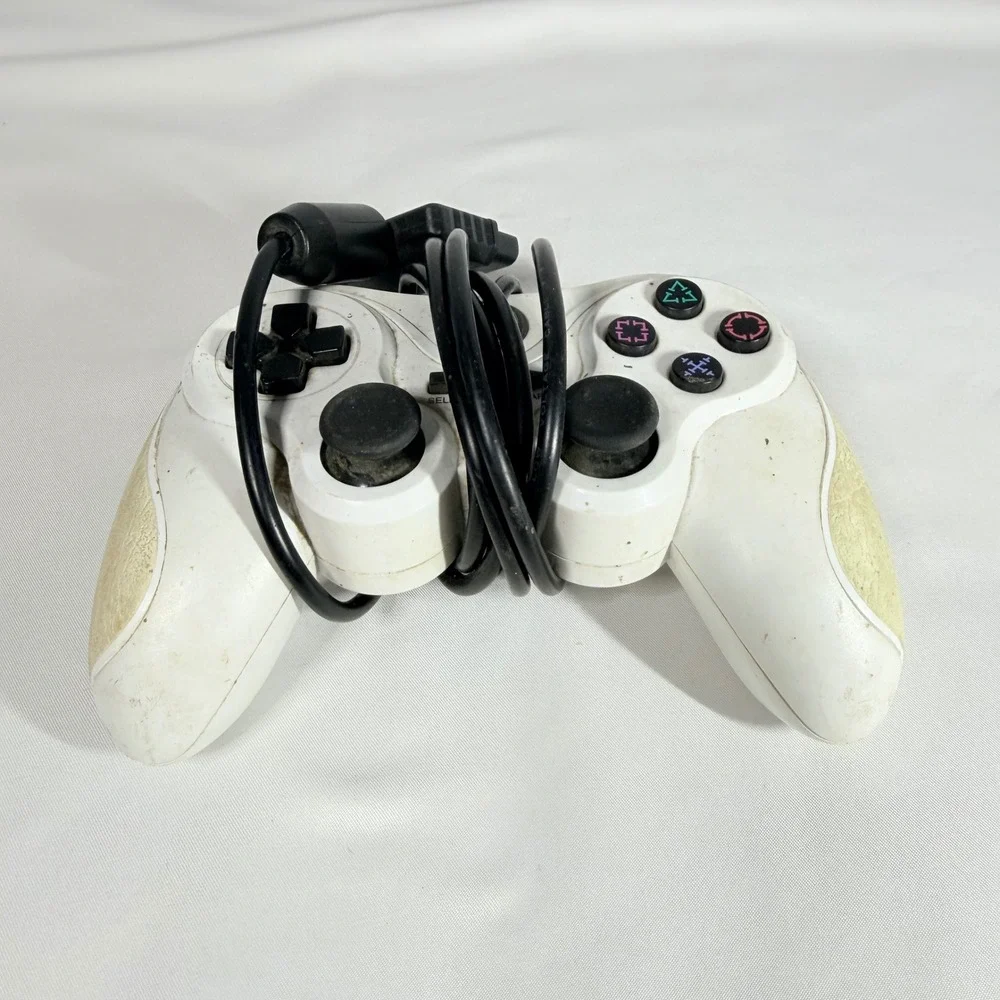 TTX Tech Analog‎ Controller 2 for PS1 and PS2 White Wired Gamepad NXPZ-799